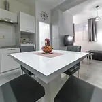 Stari Grad Apartamento