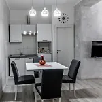 Stari Grad Apartmán *