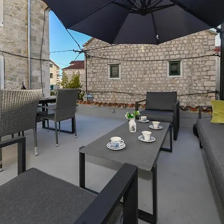 Apartment Stari Grad Makarska