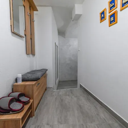 Stari Grad Apartmán