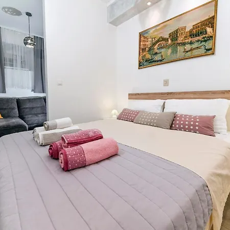 Apartman Stari Grad *