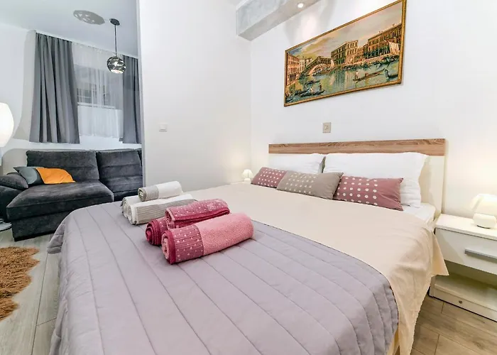 Apartman Stari Grad *