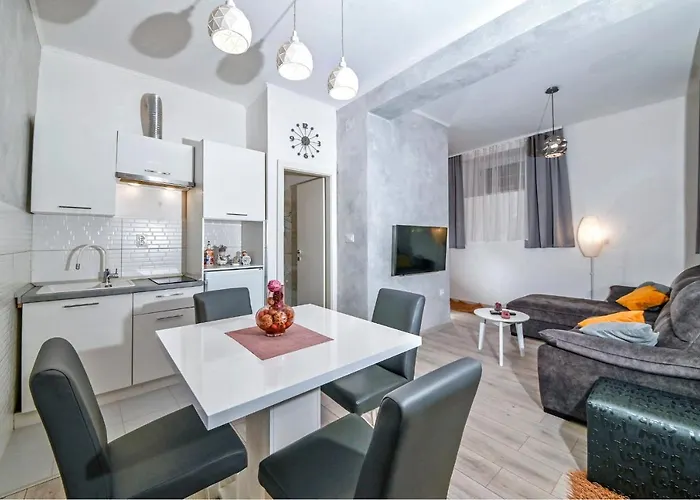 Stari Grad Apartman